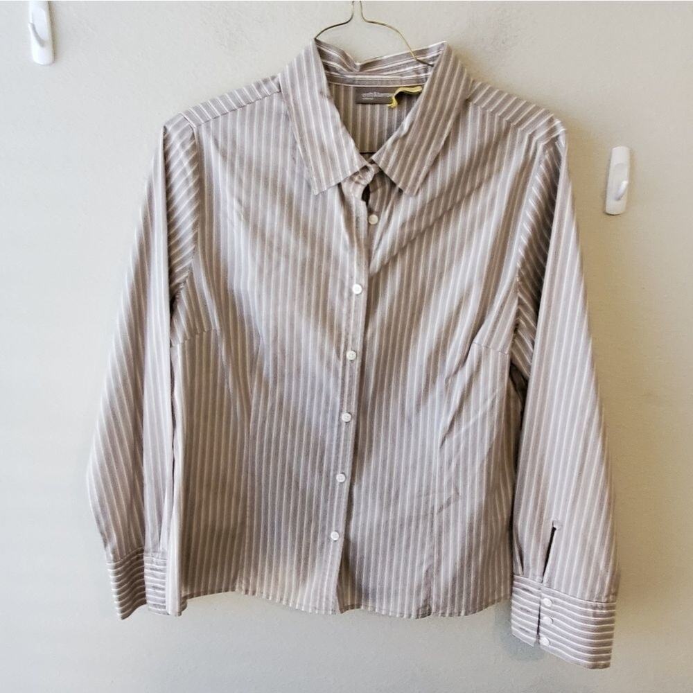 CROFT and Barrow striped button down shirt size XL‎